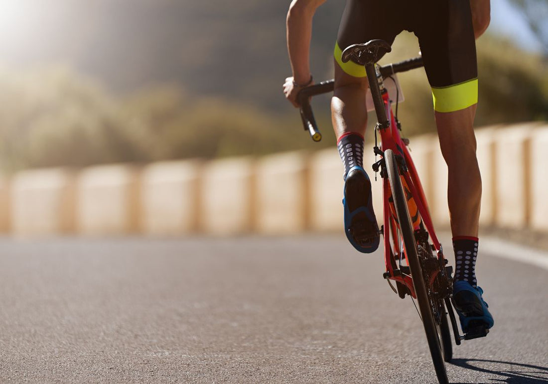 Rouler par forte chaleur : ce que font les pros pour tenir